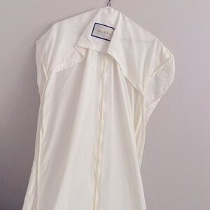 Gucci clothing dust bag